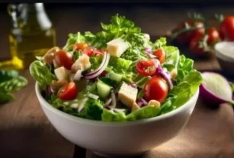 Ton balıklı salata